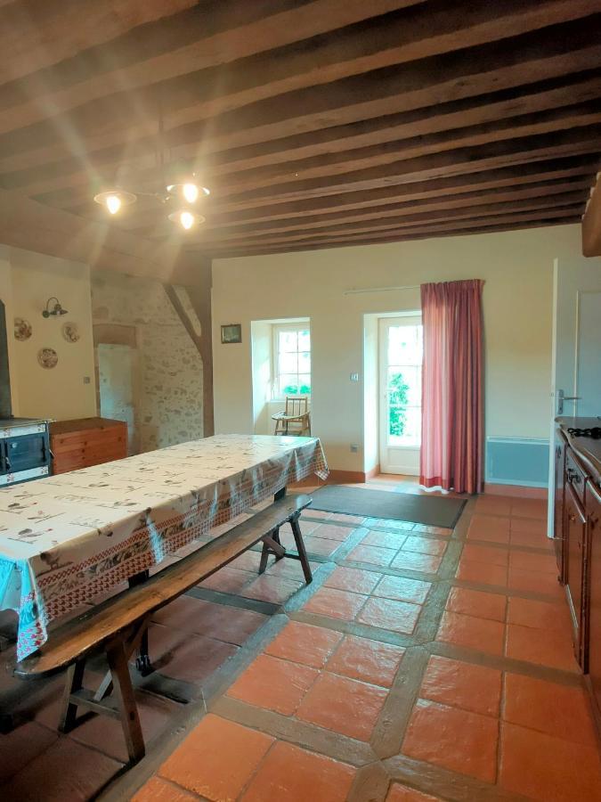 Gite De La Maison Fort Vereaux Zewnętrze zdjęcie